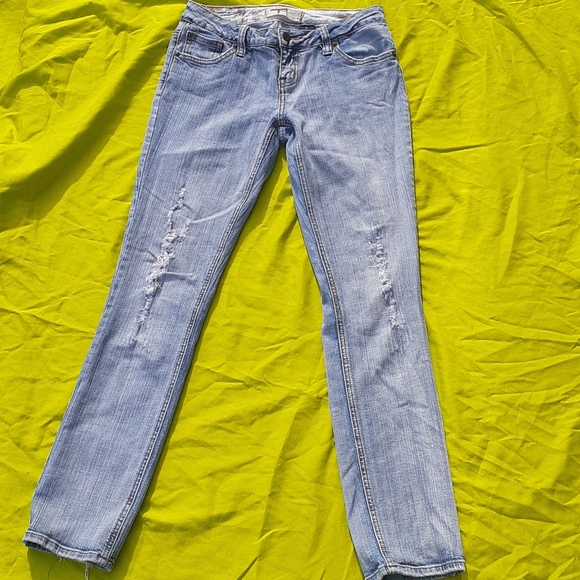 Womens Distressed jeans - Picture 3 of 8